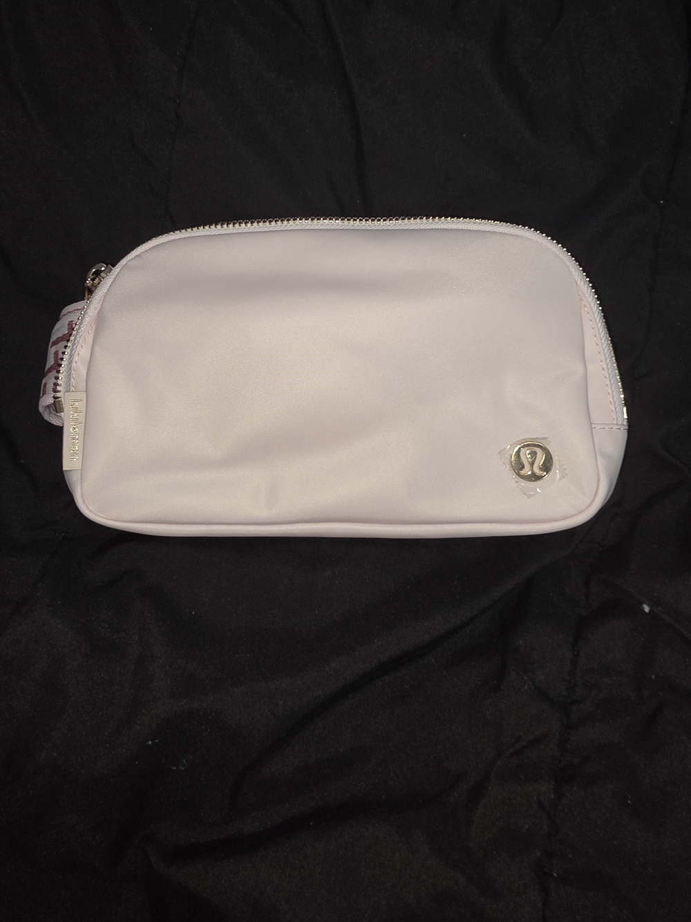 lululemon athletica Everywhere Belt Bag in Blissful Pink with Gold Hardware 1L